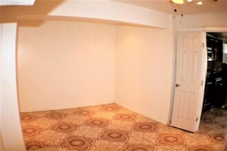 7014 Fairway Dr in Houston, TX - Building Photo - Building Photo