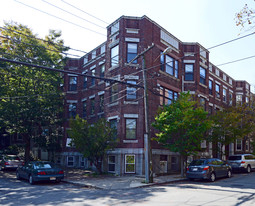 33 Stearns Rd Apartments