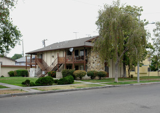 2059 S Sprague Ln in Anaheim, CA - Building Photo - Building Photo