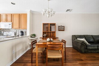 922 Vineland Pl in Lake Mary, FL - Building Photo - Building Photo