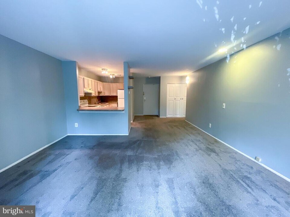 46 Township Line Rd in Elkins Park, PA - Building Photo
