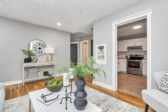 624 Effingham Dr in Richmond, VA - Building Photo - Building Photo