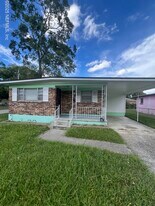 2239 Sherrington St in Jacksonville, FL - Building Photo