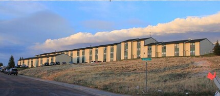 Shilo Park Apartments in Laramie, WY - Building Photo - Building Photo