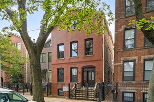 1514 N Elk Grove Ave, Unit 1F in Chicago, IL - Building Photo