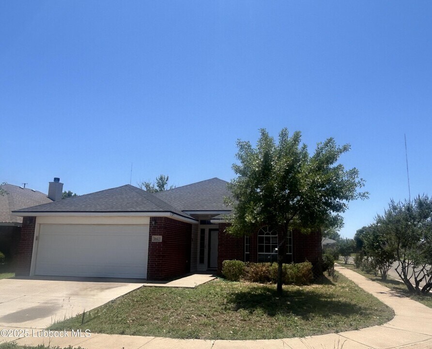 1613 76th St in Lubbock, TX - Building Photo