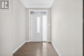 535 Dressage Ave in Ottawa, ON - Building Photo - Building Photo