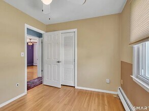 20 Hill Farm Rd in Bloomfield, CT - Building Photo - Building Photo