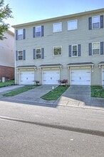1235 Park Run Dr, Unit 1235 Park Run in Franklin, TN - Building Photo - Building Photo