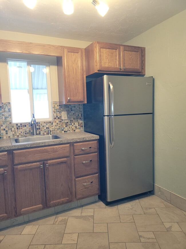 1549 Idaho Ave, Unit Studio Apartment in Idaho Falls, ID - Building Photo - Building Photo