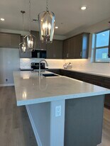 2055 Woolem Pl in Escondido, CA - Building Photo