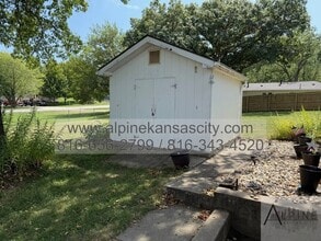 805 NE 72nd St in Kansas City, MO - Building Photo - Building Photo