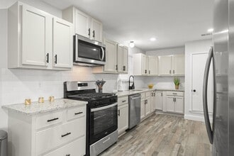125 Gramley St in Grand Prairie, TX - Building Photo - Building Photo