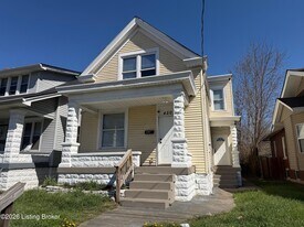 4207 W Market St in Louisville, KY - Building Photo