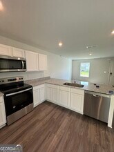 528 Pemberton St in Kingston, GA - Foto de edificio - Building Photo