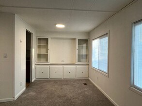 452 Silver Leaf Dr in Oroville, CA - Building Photo - Building Photo