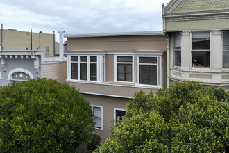 3425 Sacramento St in San Francisco, CA - Building Photo - Building Photo