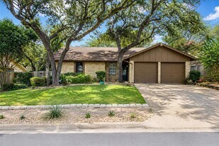 2717 Deeringhill Dr in Austin, TX - Building Photo