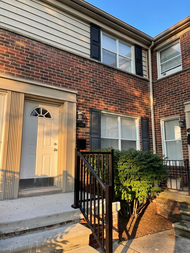 3366 Coolidge Hwy Rentals in Royal Oak, MI