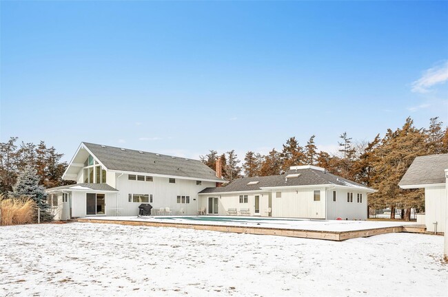 18 Quogo Neck Ln in Quogue, NY - Building Photo - Building Photo