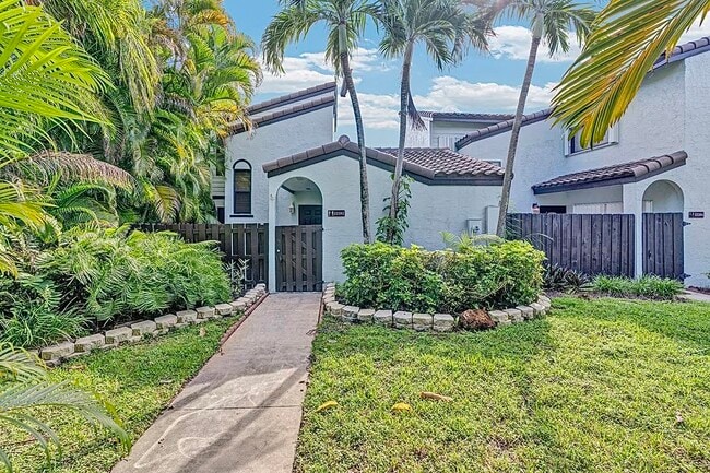 22282 Pineapple Walk Dr in Boca Raton, FL - Building Photo - Building Photo