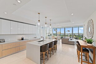3100 N Ocean Dr in Riviera Beach, FL - Building Photo