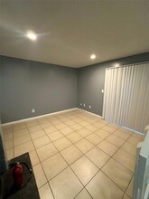 2340 Huntington Green Ct, Unit 1 in Orlando, FL - Building Photo - Building Photo