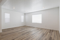 BLVD 120 in Pleasant Grove, UT - Building Photo - Interior Photo