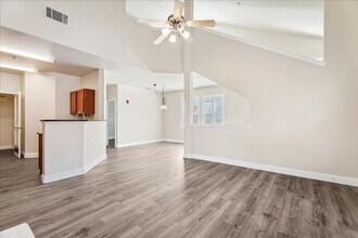 5350 Dunlay Dr in Sacramento, CA - Building Photo - Building Photo