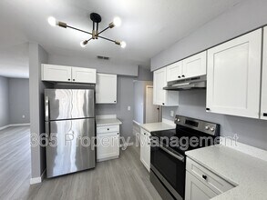 3028 Clewiston St in Spring Hill, FL - Building Photo - Building Photo