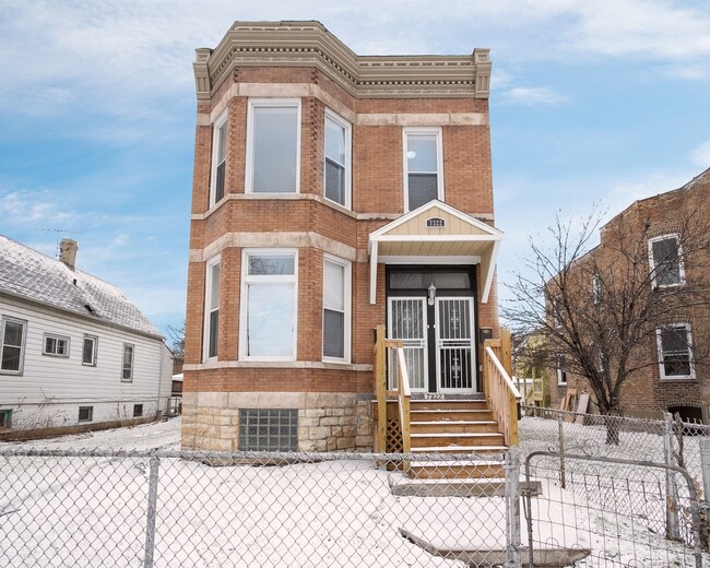 property at 7322 S Langley Ave