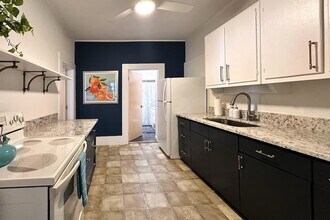 333 9th Ave N, Unit Apt 1 in St. Petersburg, FL - Foto de edificio - Building Photo