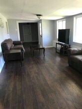 1704 Bob White Dr in Maryville, TN - Foto de edificio - Building Photo