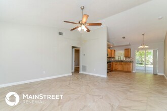 2780 W Price Blvd in North Port, FL - Building Photo - Building Photo