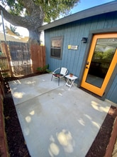 71 Comstock Dr in Ventura, CA - Foto de edificio - Building Photo