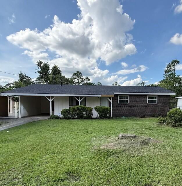 property at 3221 Briarcliff Dr