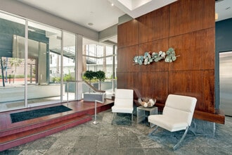 101 Market St, Unit Atria in San Diego, CA - Foto de edificio - Building Photo