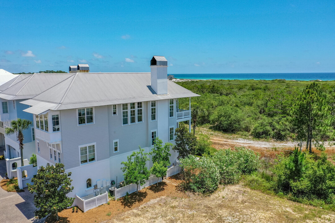 187 Cypress Dr in Santa Rosa Beach, FL - Building Photo