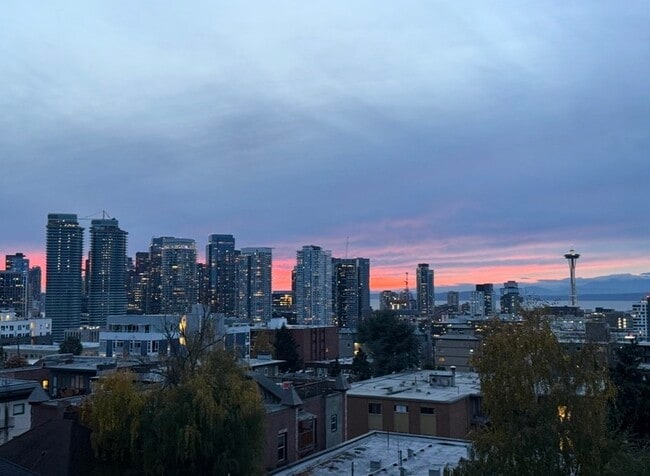 505 Belmont Ave E in Seattle, WA - Building Photo - Building Photo