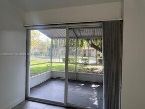 9137 SW 138th Pl in Miami, FL - Building Photo - Building Photo
