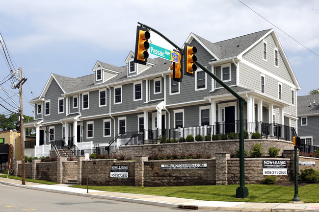 Townhomes at Summit Crossing