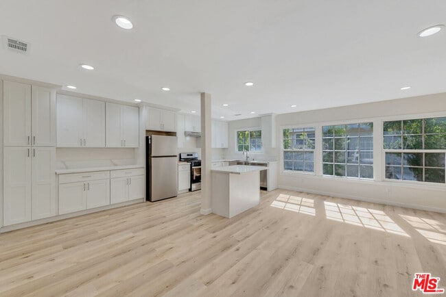 853 S Bedford St in Los Angeles, CA - Building Photo - Building Photo