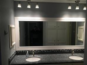 property at 2950 Glenn Lakes Ln