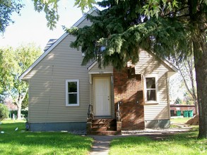 600 2nd Ave NW in Osseo, MN - Building Photo - Building Photo