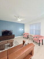 1317 Newning Ave, Unit SI ID1497887P in Austin, TX - Building Photo