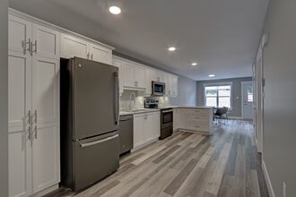 771 Maclaren Av in Fredericton, NB - Building Photo - Building Photo