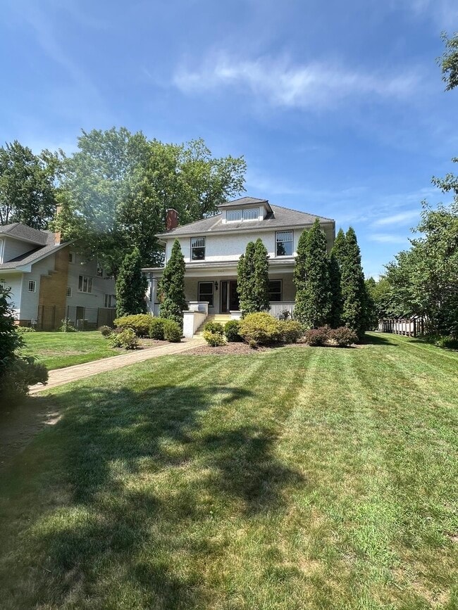 property at 5820 N Newark Ave