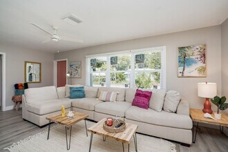 617 26th St W in Bradenton, FL - Building Photo - Building Photo