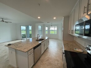 14061 Heritage Landing Blvd, Unit Golf Getaway in Punta Gorda, FL - Building Photo - Building Photo