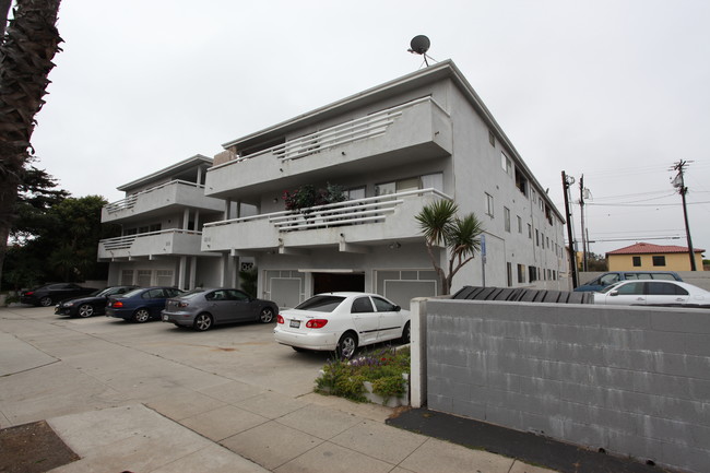 814-818 12th St in Santa Monica, CA - Building Photo - Building Photo